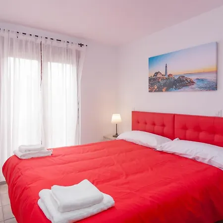 Lcm Apartment Queveda