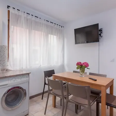 Lcm Apartamento Queveda