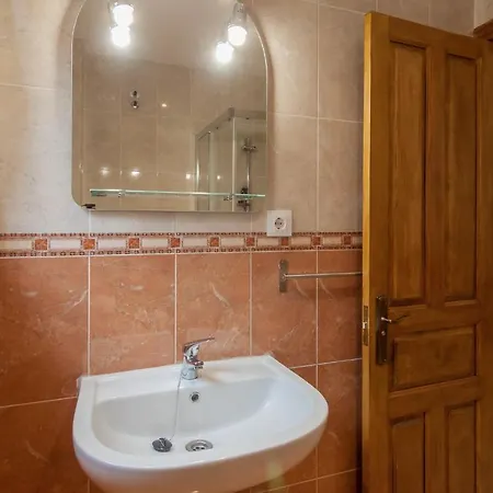 Lcm Apartamento Queveda